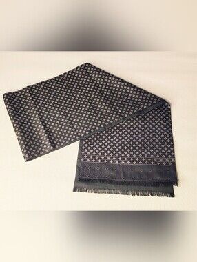 Mantels Classic Black Geometric Silk & Wool Men's Fringe Scarf